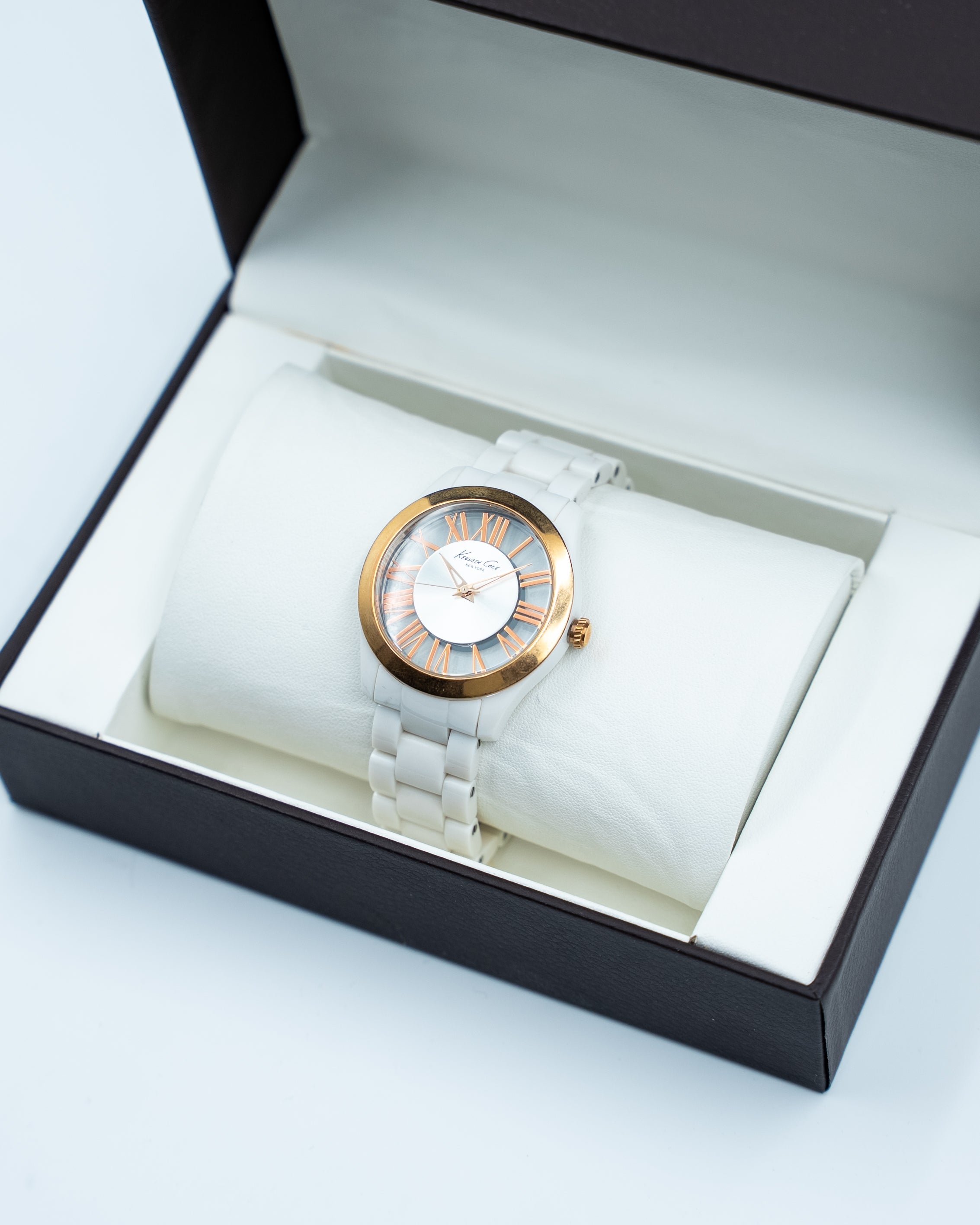 KENNETH COLE Women Watch Retro Collection