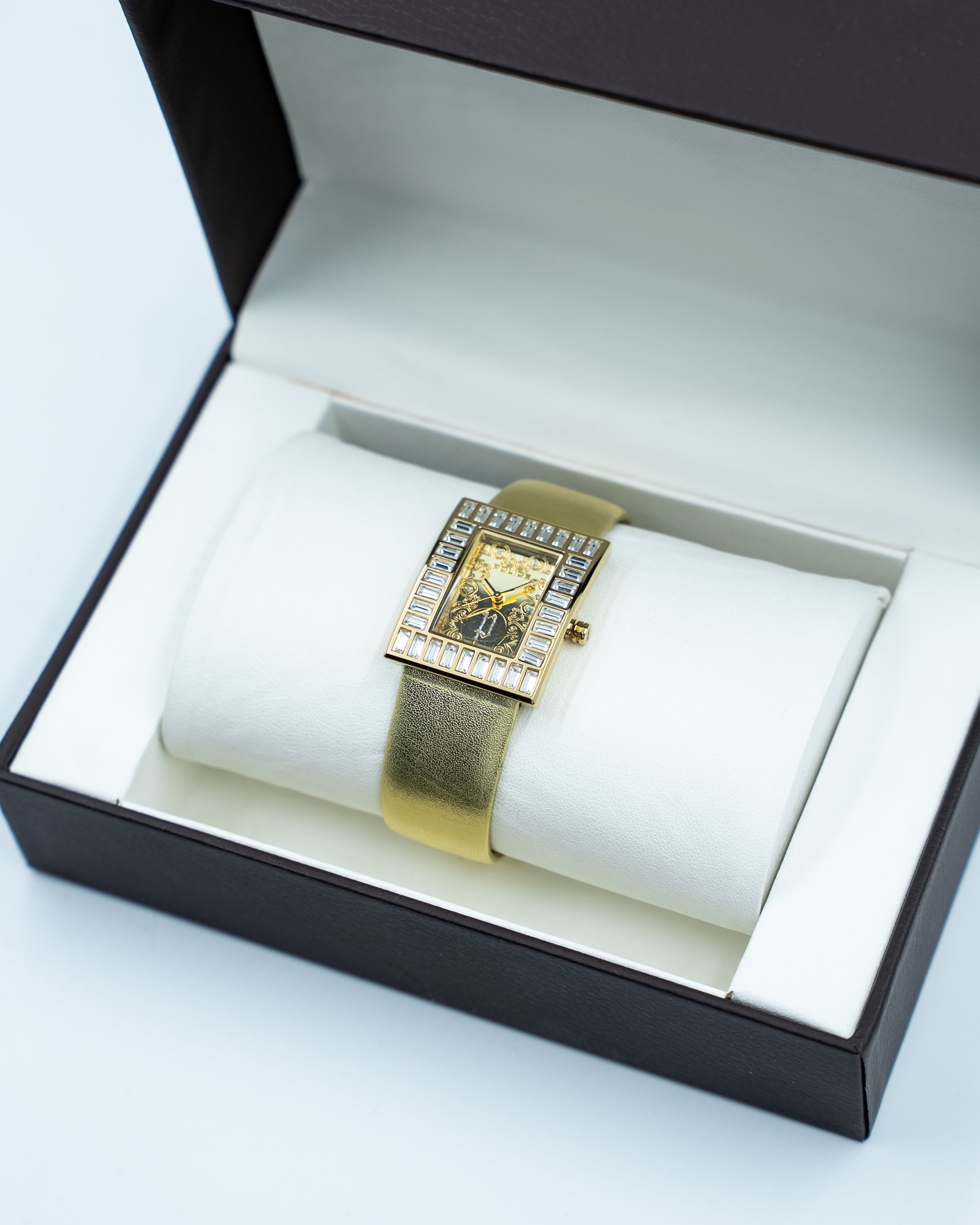 POLICE Women Watch Retro Collection