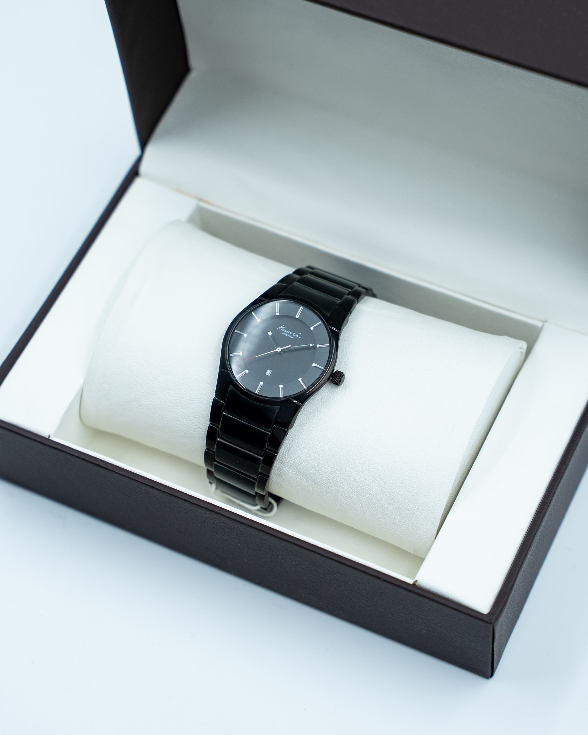 KENNETH COLE Women Retro Collection