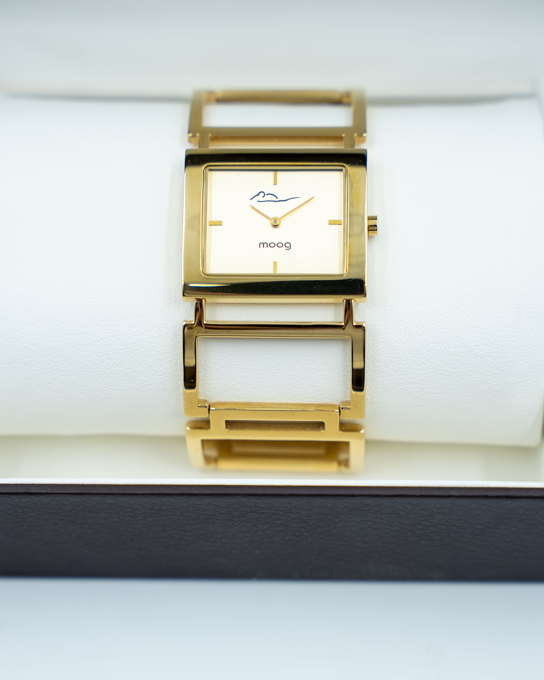 MOOG Women Watch Retro collection