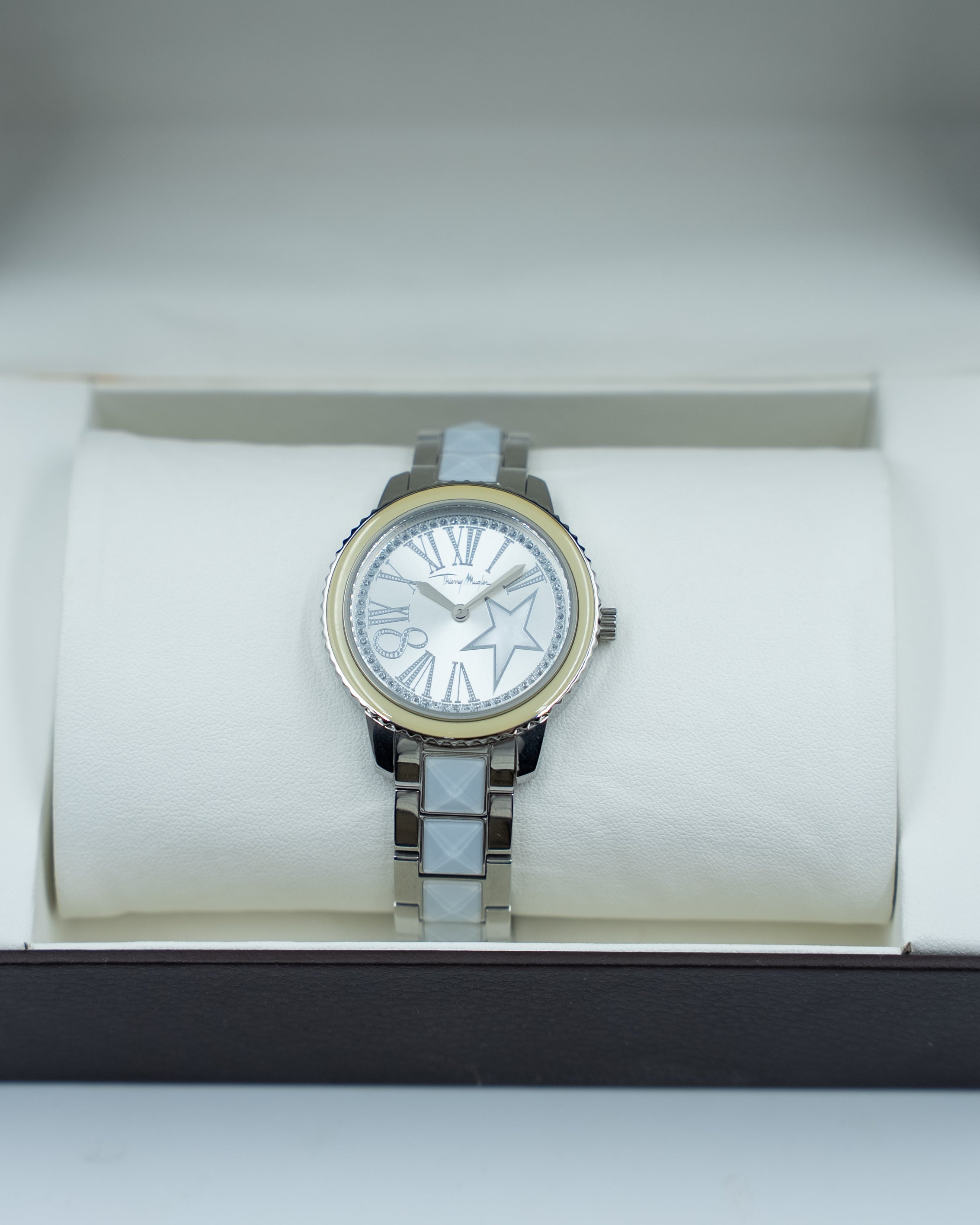 THIERRY MUGLER Women Watch Retro Collection