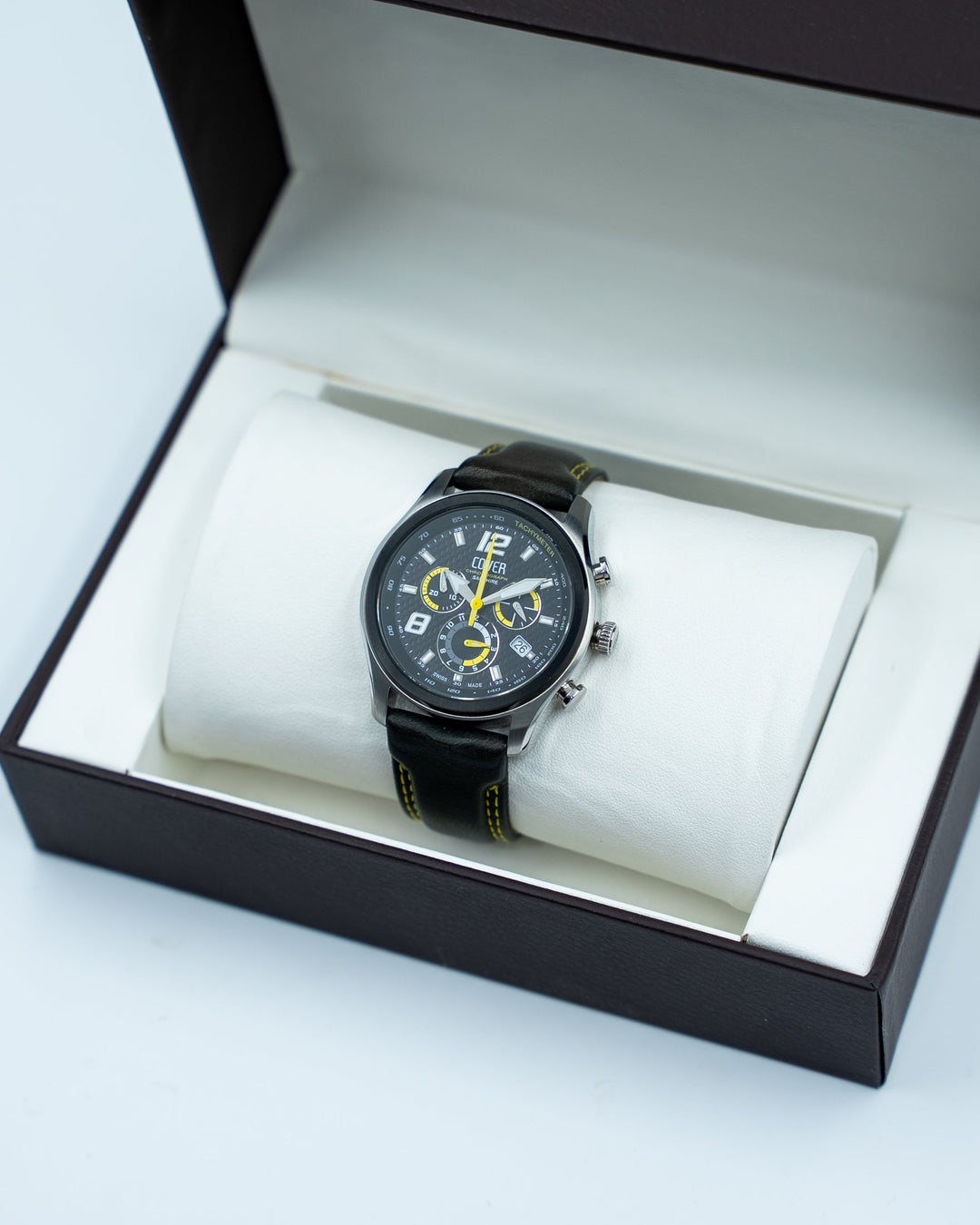 COVER Men Watch Retro Collection