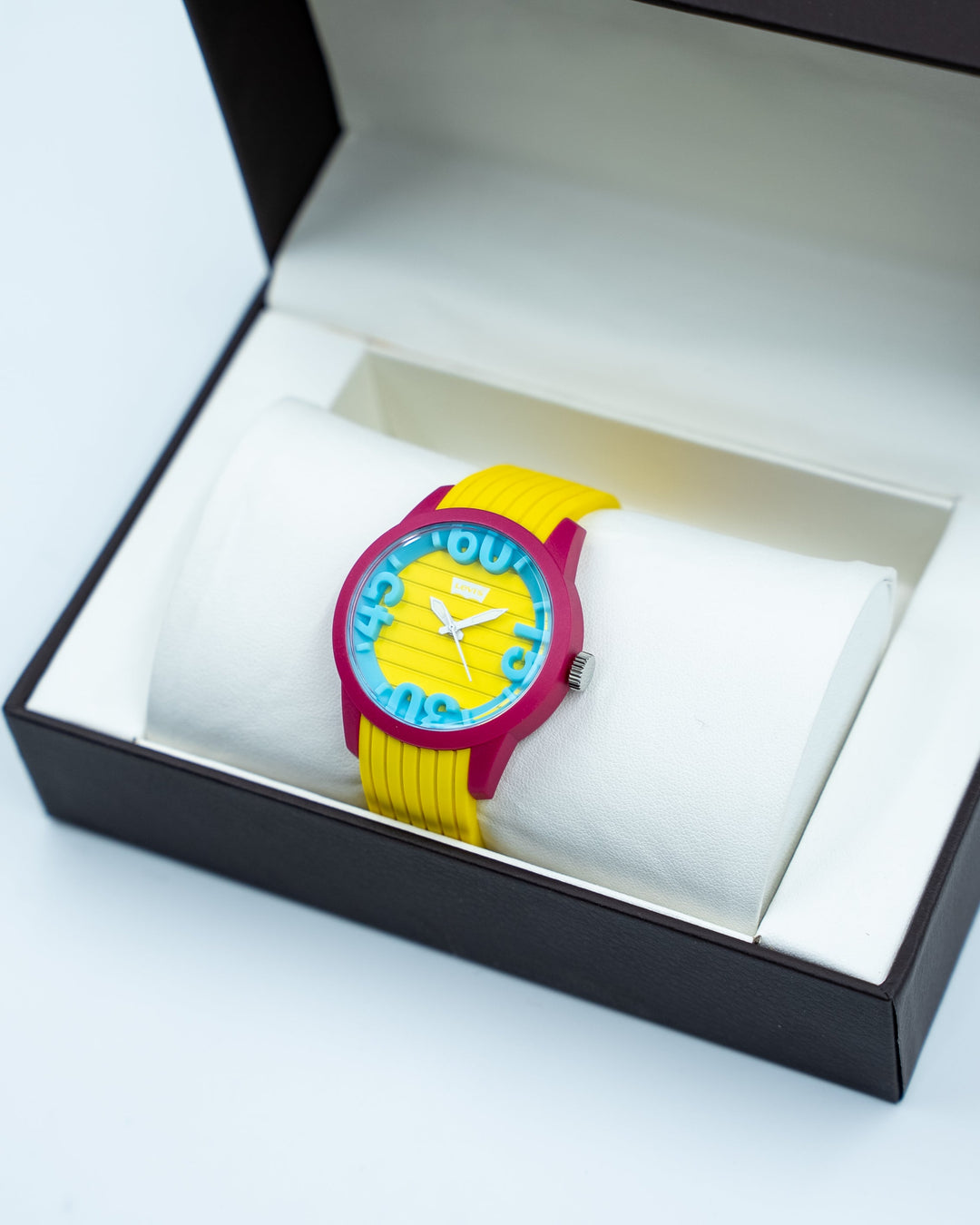 LEVIS Watch Retro Collection