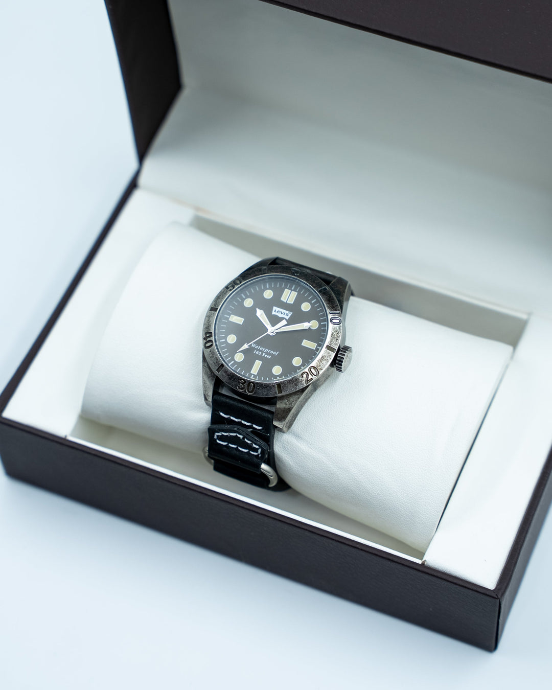 LEVIS Men Watch Retro Collection