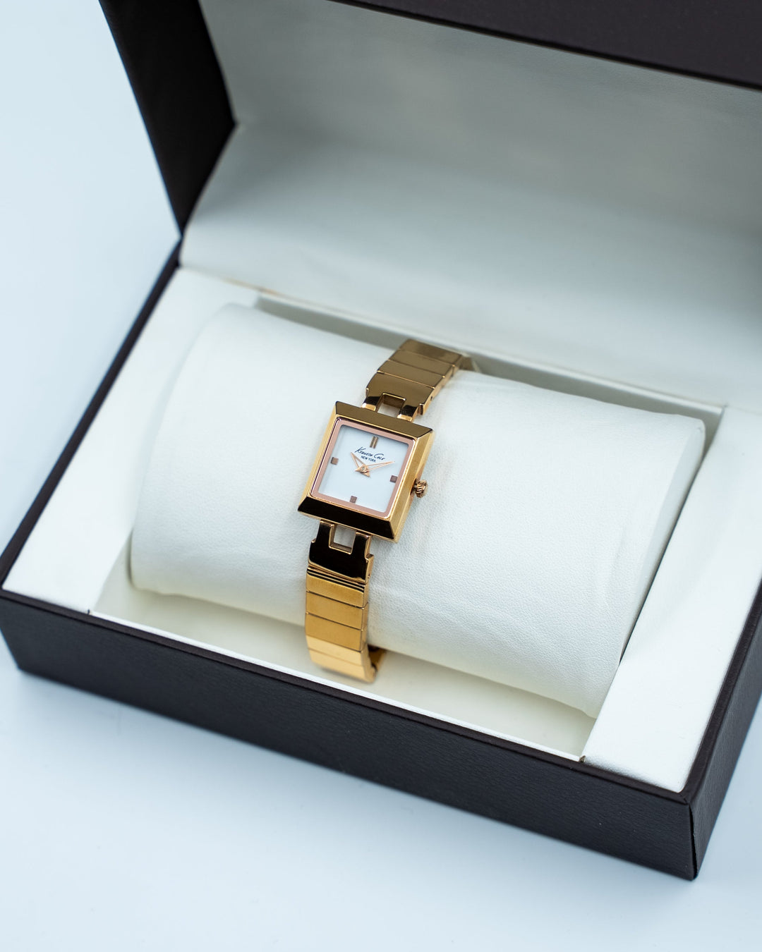 KENNETH COLE Women Watch Retro Collection
