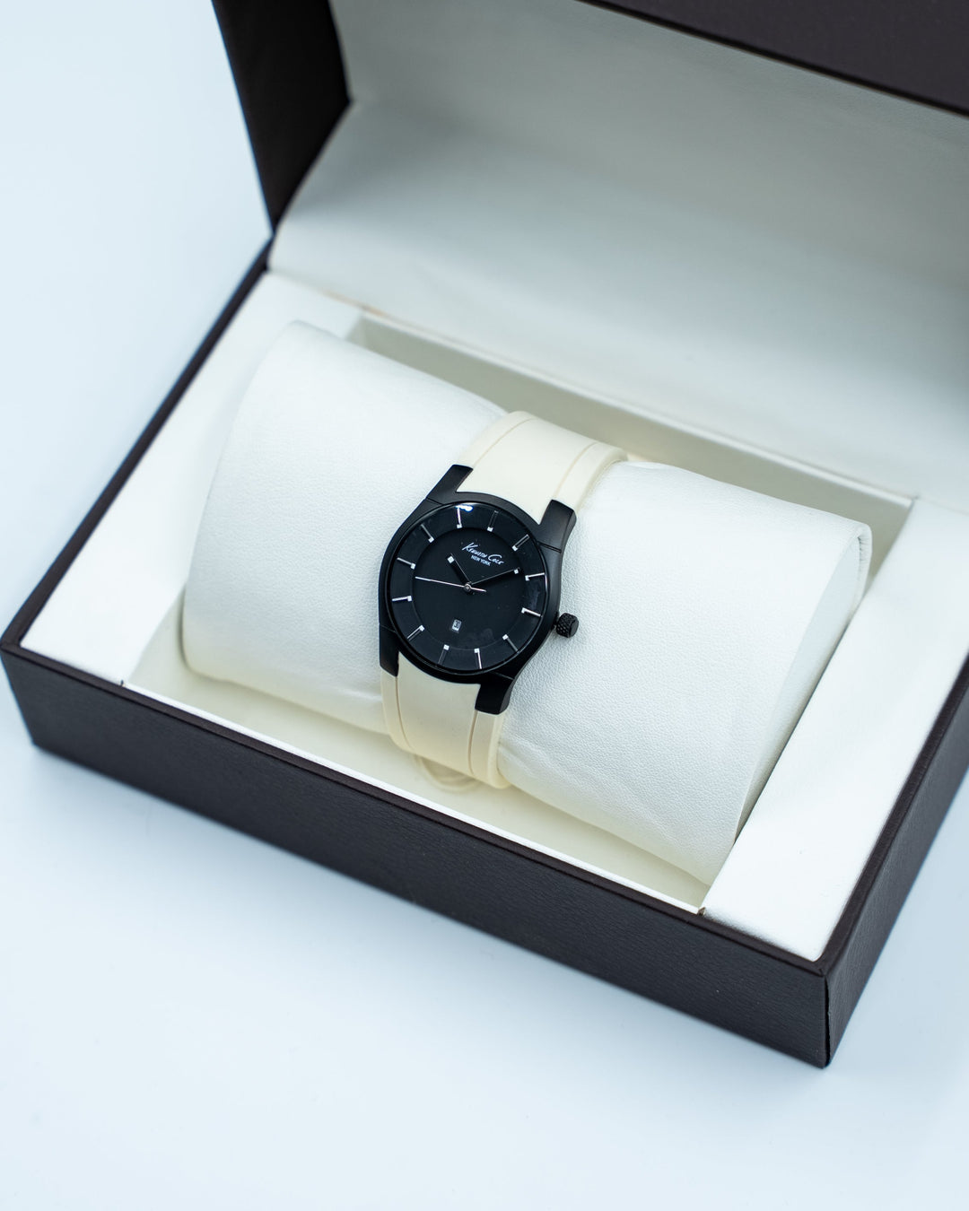 KENNETH COLE Women Watch Retro Collection